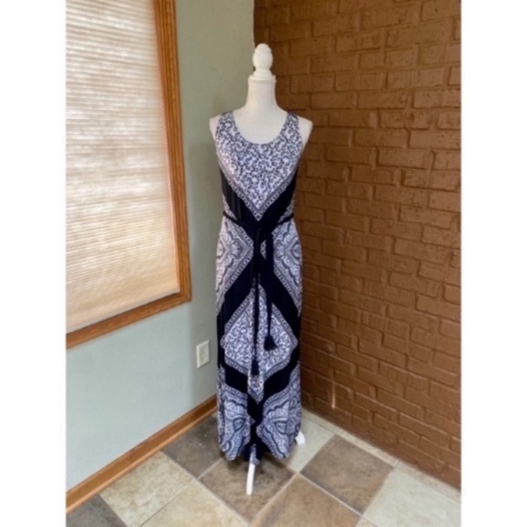Soma Maxi Dress Small Belted Sundress Black White Silky Soft Sleeveless. - Picture 1 of 4
